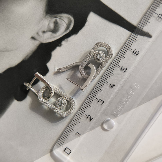 Silver earrings with cubic zirconia
