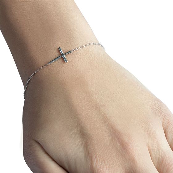 Silver bracelet without stones