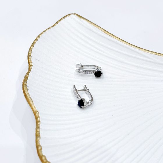 Срібні сережки з сапфіром 1.711ct, фіанітами