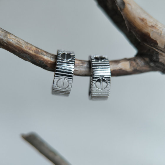 Серебряные серьги без камней