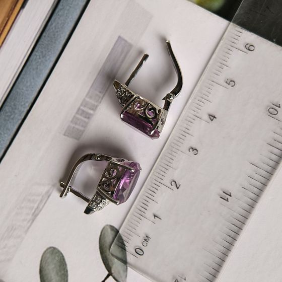 Срібні сережки з олександритом 11.793ct, фіанітами