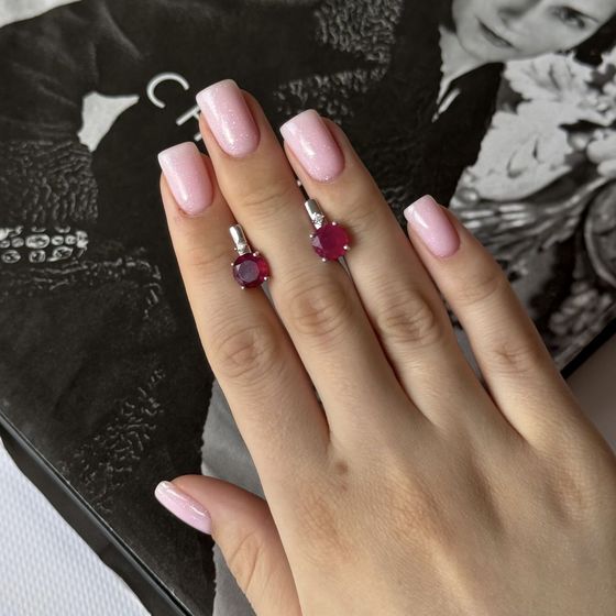 Срібні сережки з рубіном 5.723ct, фіанітами