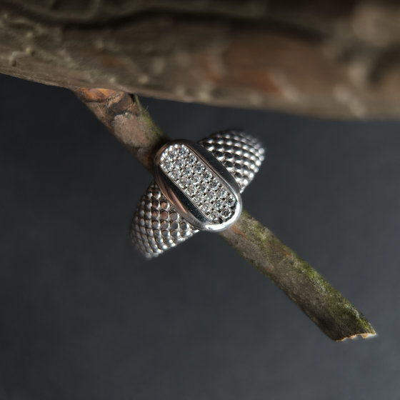 Серебряное кольцо с фианитами 0.22ct