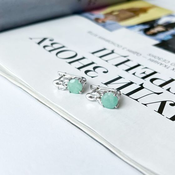 Серебряные серьги с изумрудом 2.992ct, фианитами