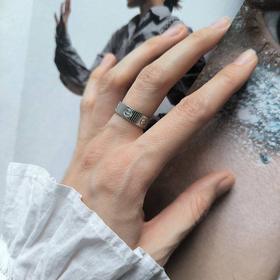 Silver ring without stones