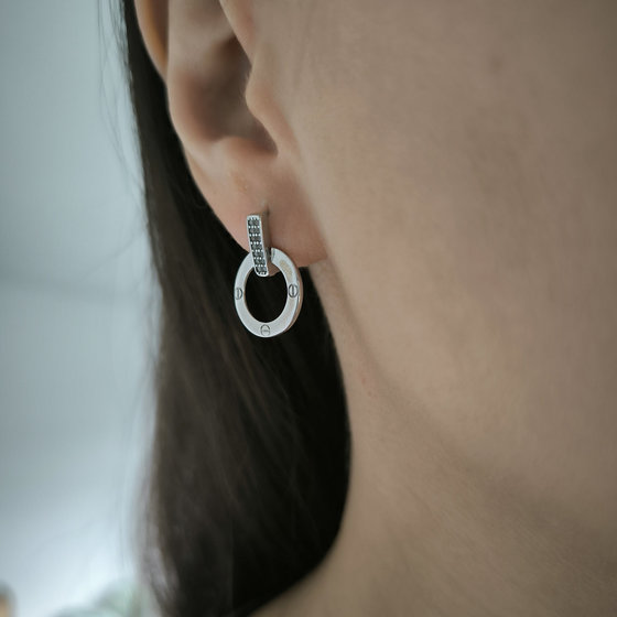 Silver earrings with cubic zirconia