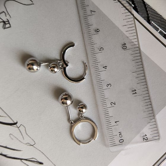 Серебряные серьги с фианитами