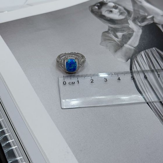 Silver ring with opal 2.163ct