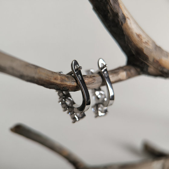 Silver earrings with cubic zirconia