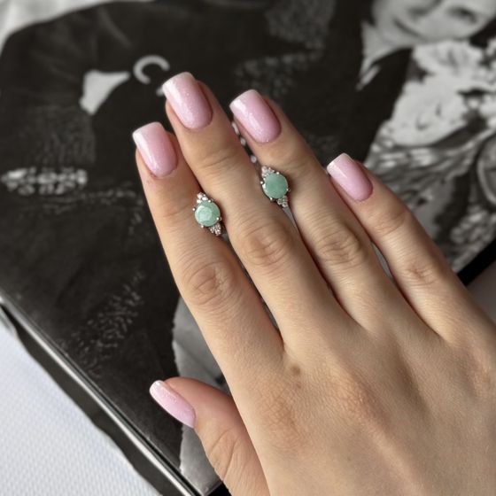 Серебряные серьги с изумрудом 2.788ct