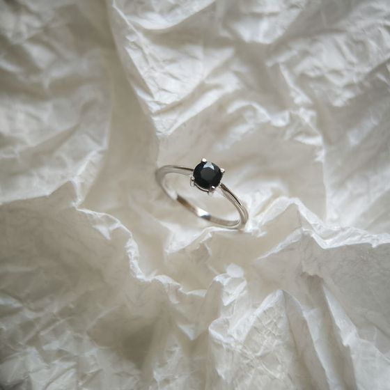 Серебряное кольцо с сапфиром 0.718ct