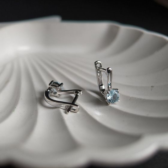 Серебряные серьги с топазом 1.21ct