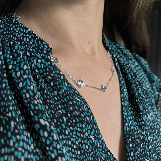 Silver necklace without stones