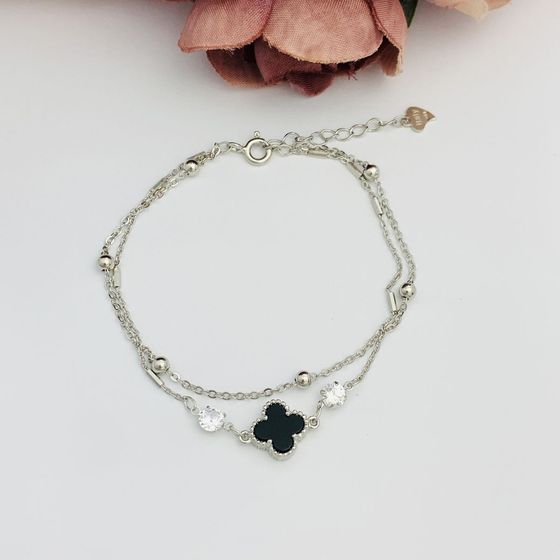 Silver bracelet with onyx, fianites
