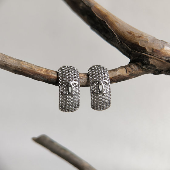 Silver earrings without stones
