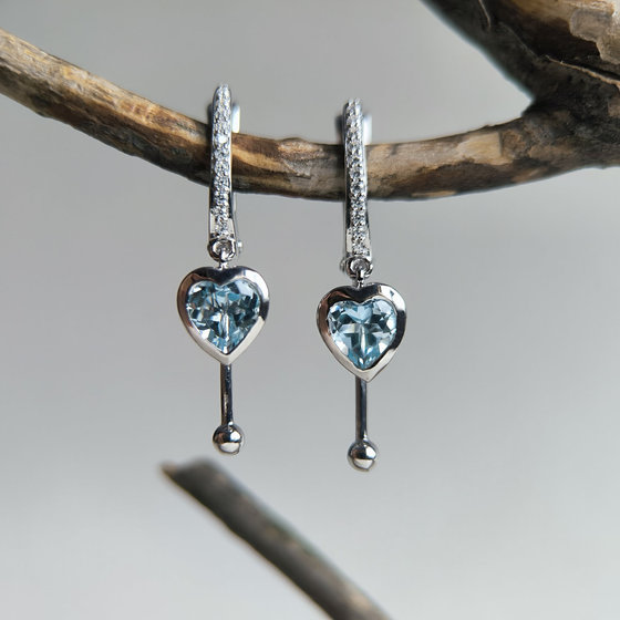 Silver earrings with 2.15ct topaz and cubic zirconia