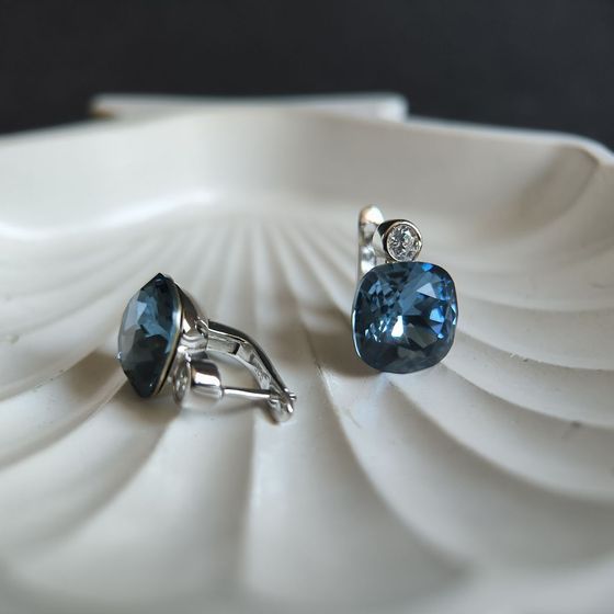 Срібні сережки з фіанітами