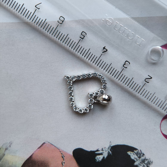 Срібна підвіска з фіанітами