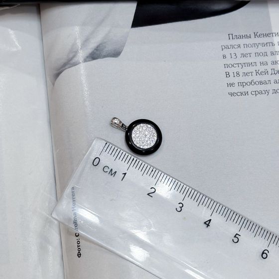 Срібна підвіска з керамікою, фіанітами