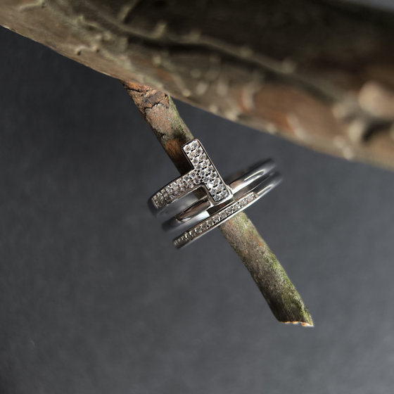 Silver ring with cubic zirconia