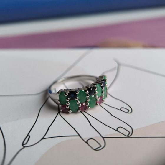 Silver ring with 1.917ct sapphire, emerald, ruby