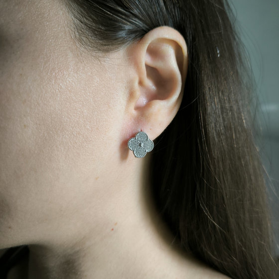 Silver earrings with cubic zirconia