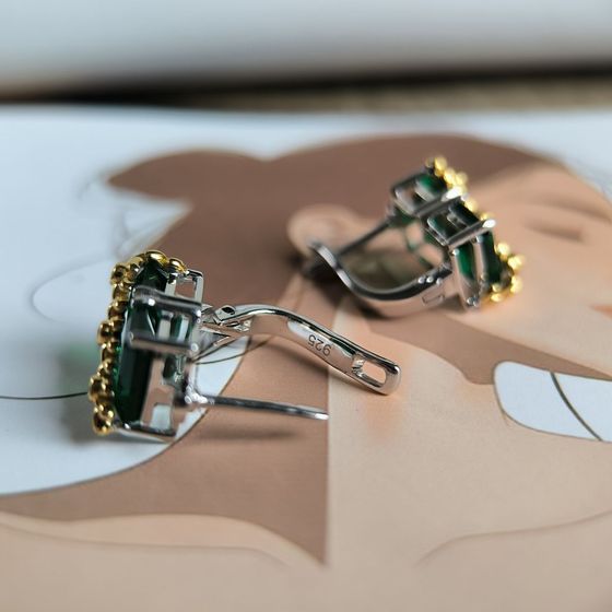 Срібні сережки зі смарагдом nano 5,963 карата