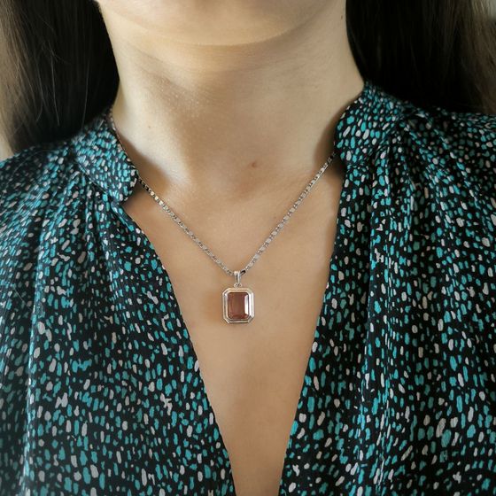 Срібна підвіска з султанітом 3.275ct