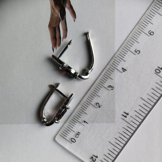 Серебряные серьги с гранатом 1.85ct