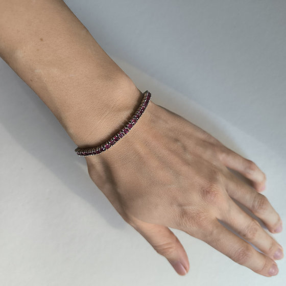 Silver bracelet with ruby 7.707ct
