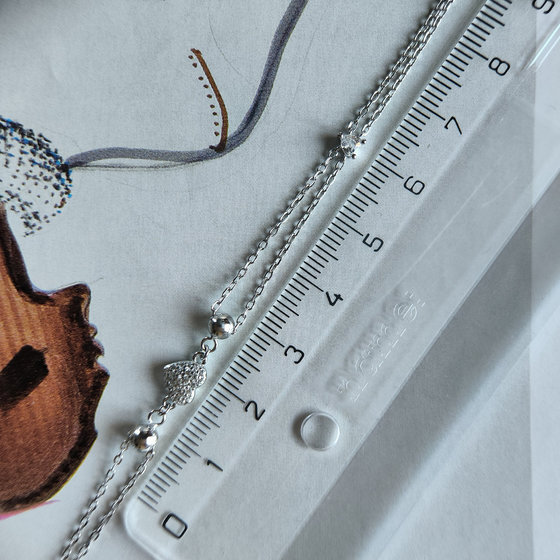 Silver bracelet with cubic zirconia