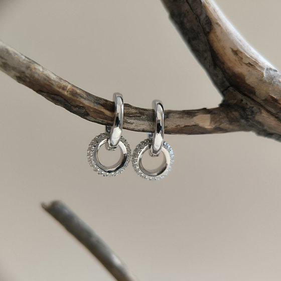 Silver earrings with cubic zirconia