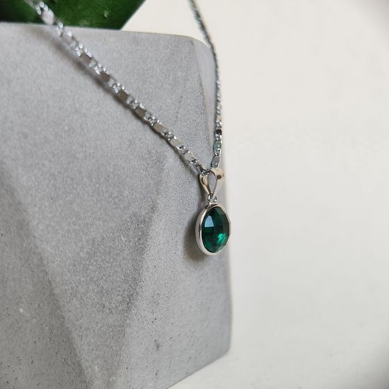 Срібна підвіска з фіанітами