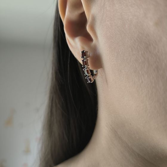 Срібні сережки з гранатом 2,531 карата