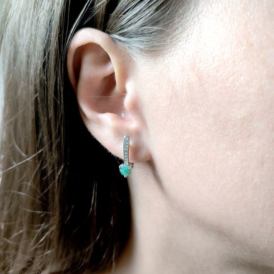 Срібні сережки зі смарагдом 1,192 карата та фіанітами