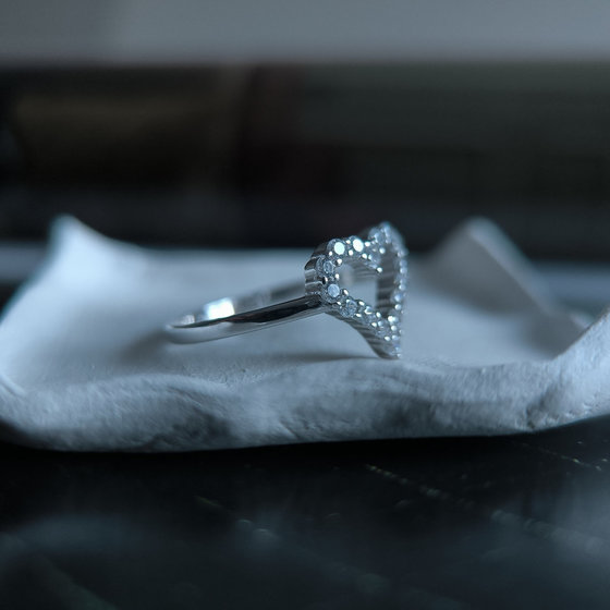 Silver ring with cubic zirconia