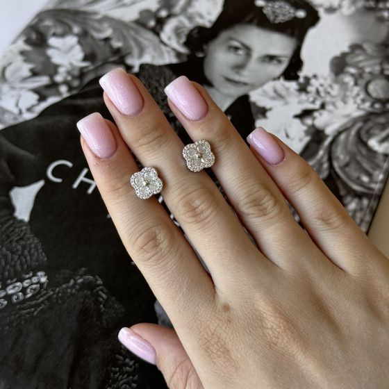 Срібні сережки з фіанітами