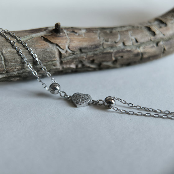 Silver bracelet with cubic zirconia