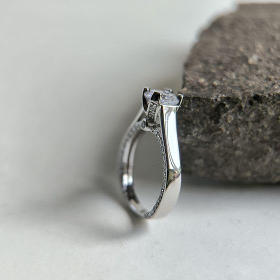 Silver Ring with Fianites