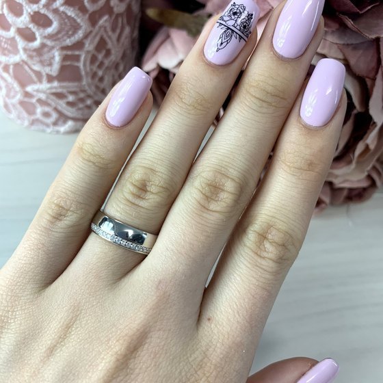 Серебряное кольцо с фианитами