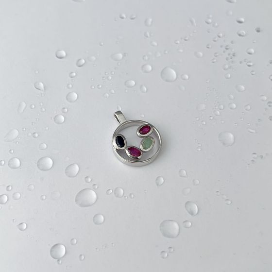 Серебряная подвеска с рубином, сапфиром, изумрудом