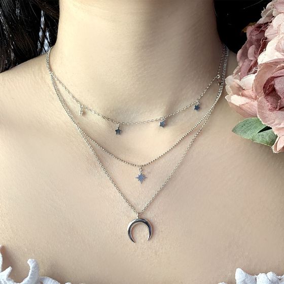 Silver necklace without stones
