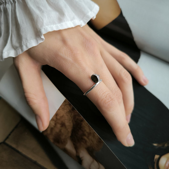 Срібна каблучка з фіанітами 0.12ct