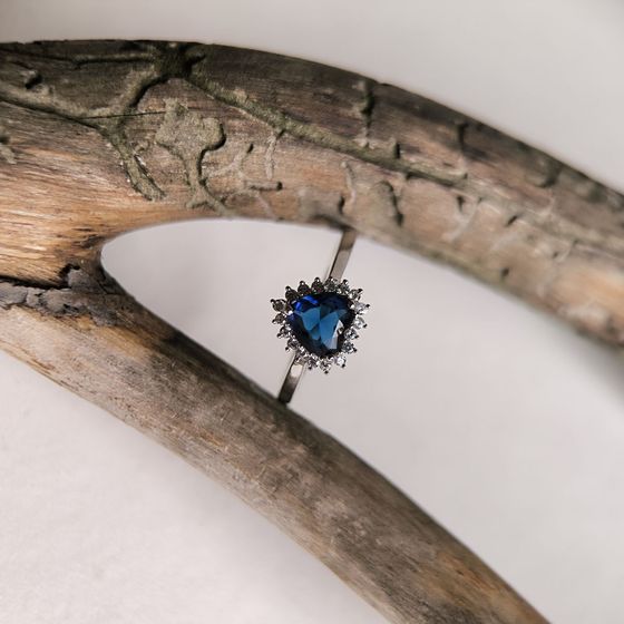 Срібна каблучка із сапфіром nano 0.853ct