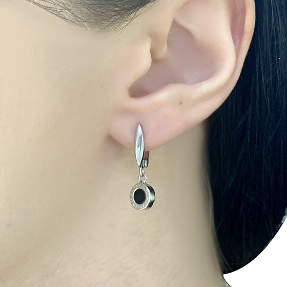 Срібні сережки з оніксом