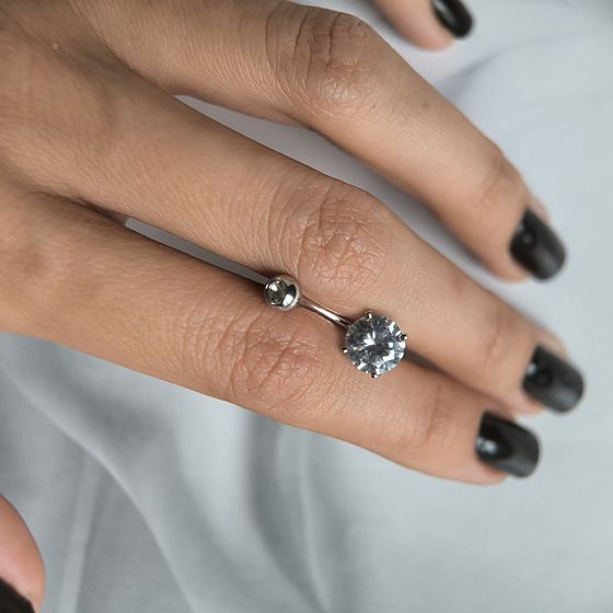 Silver piercing with phianites