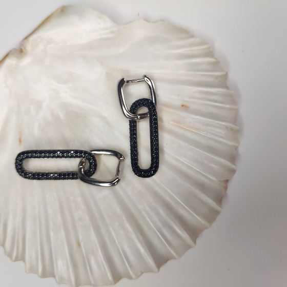 Срібні сережки з фіанітами