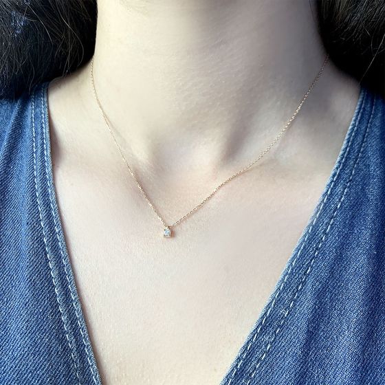 Золотое колье с фианитами 0.06ct