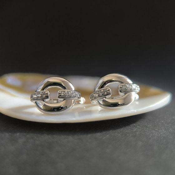 Silver earrings with cubic zirconia