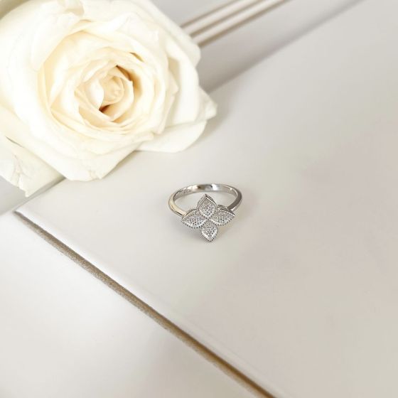 Silver Ring with Fianites